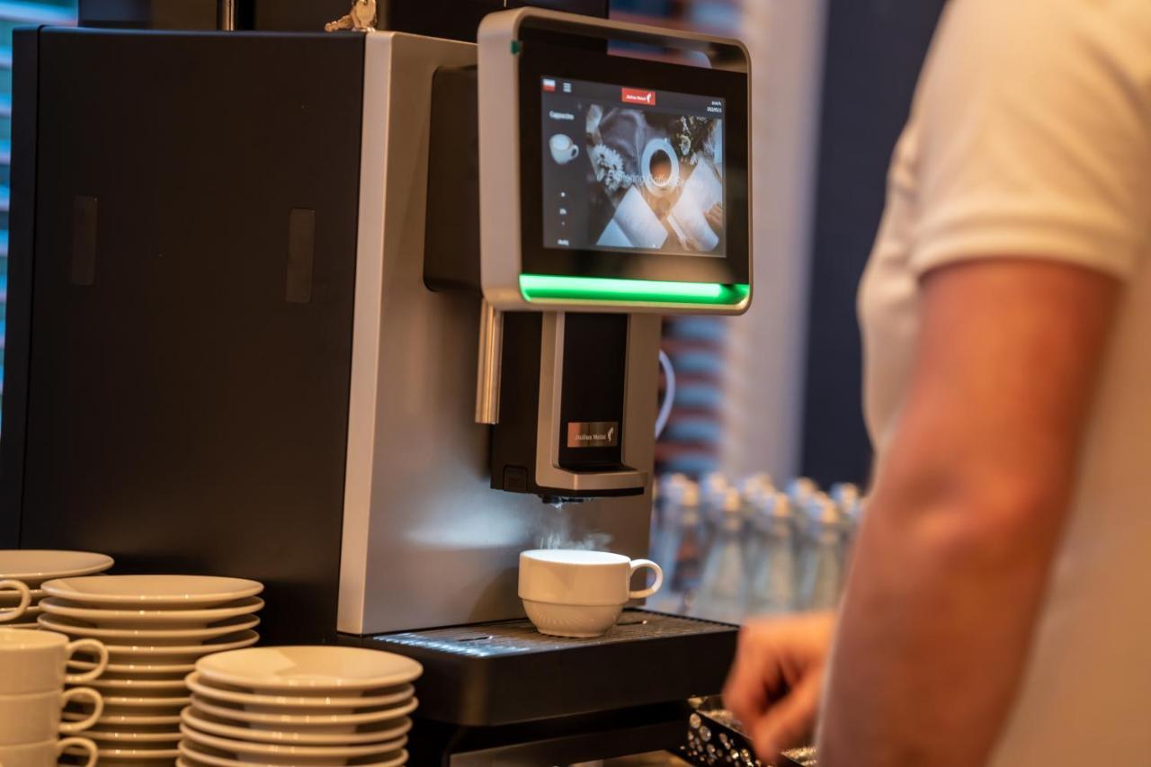 Belmonte Hotel Krynica-Zdroj Exterior foto A coffee machine